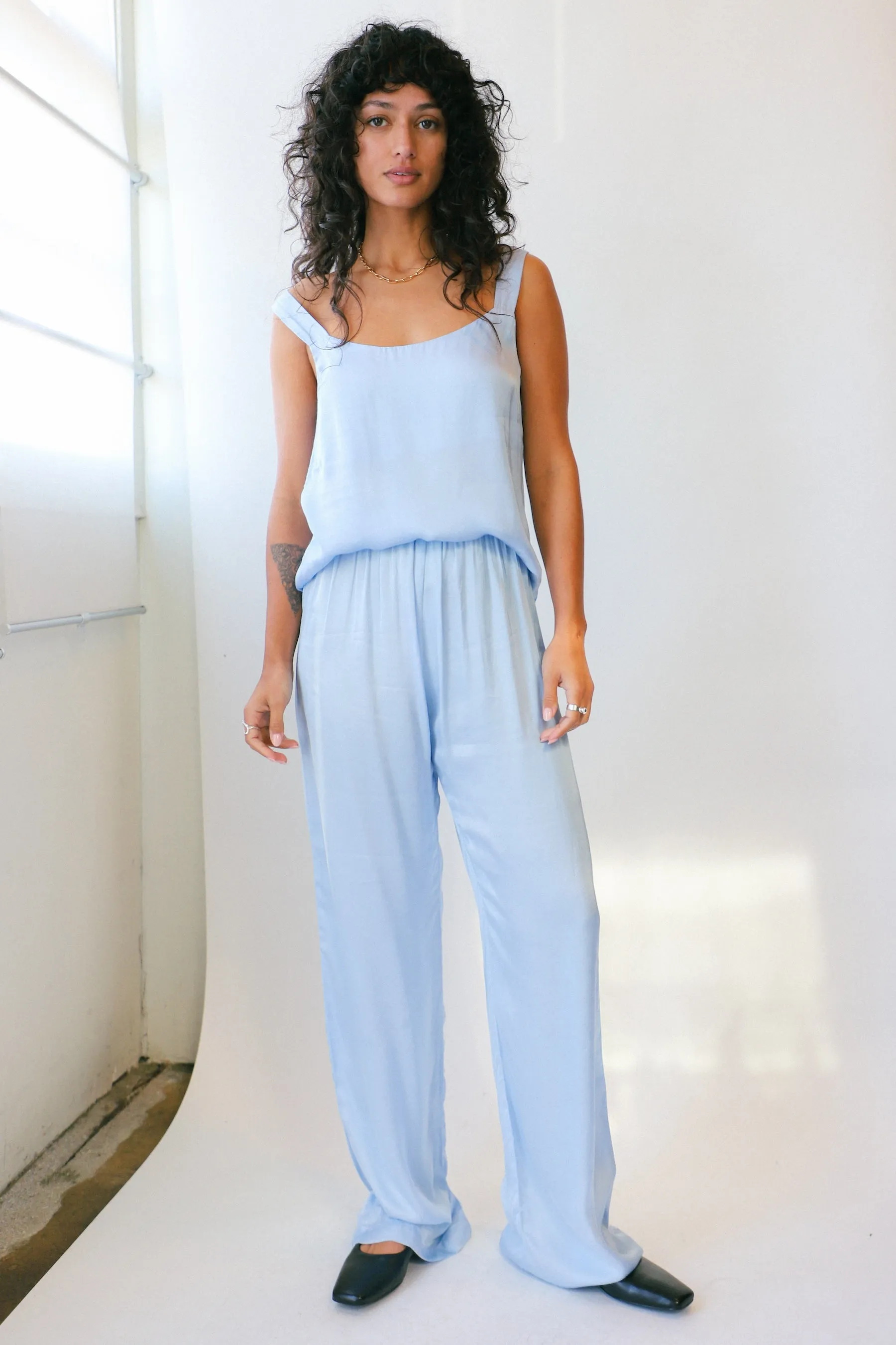 Cloud Silky Simple Pant