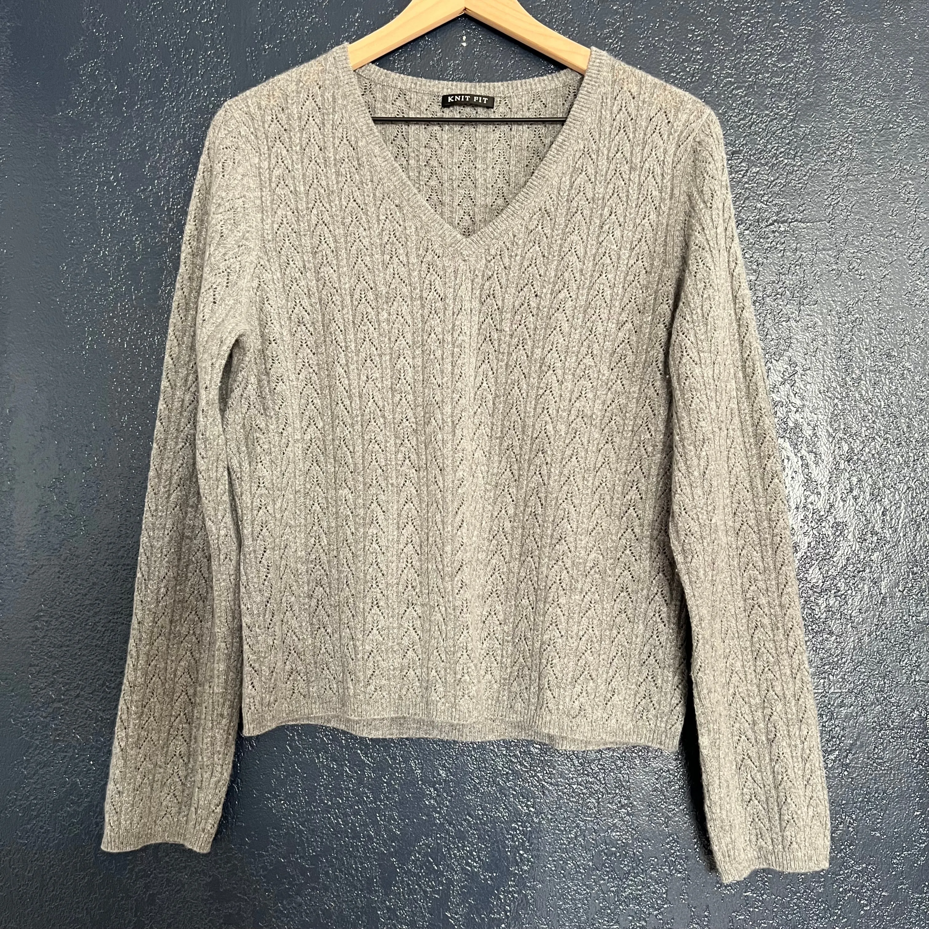 Knit Fit Cashmere Relaxed V-Neck Open Knit Sweater