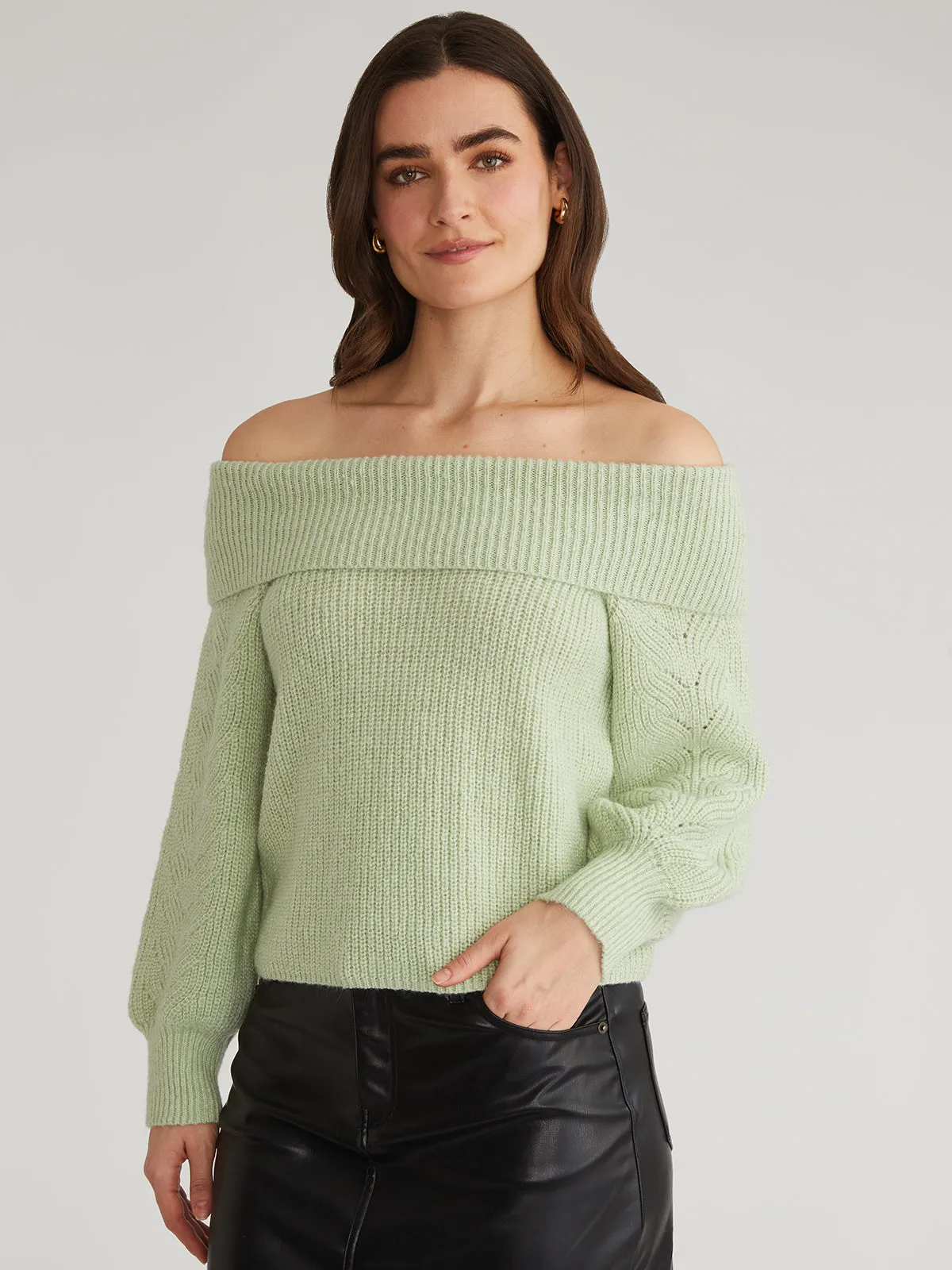 Marisa: Relaxed Off Shoulder Pullover