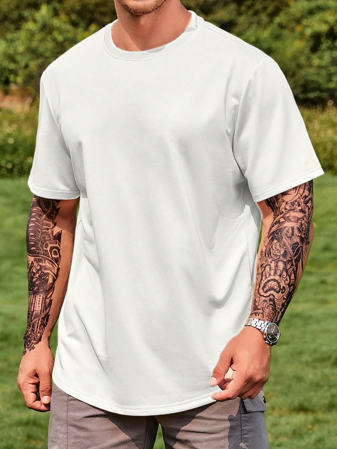 Men's Casual Solid Round Neck Tee, Short Sleeve, Regular Fit, Knitted Fabric