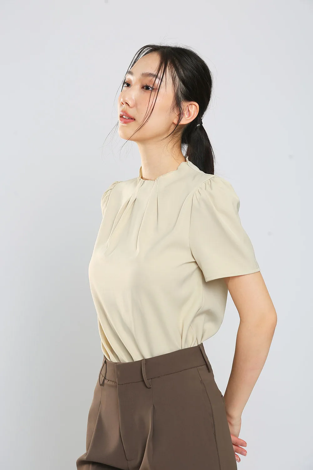 Odell Blouse in Apricot