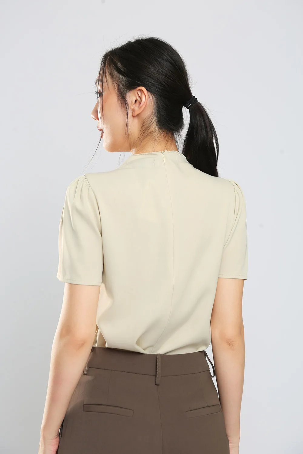 Odell Blouse in Apricot