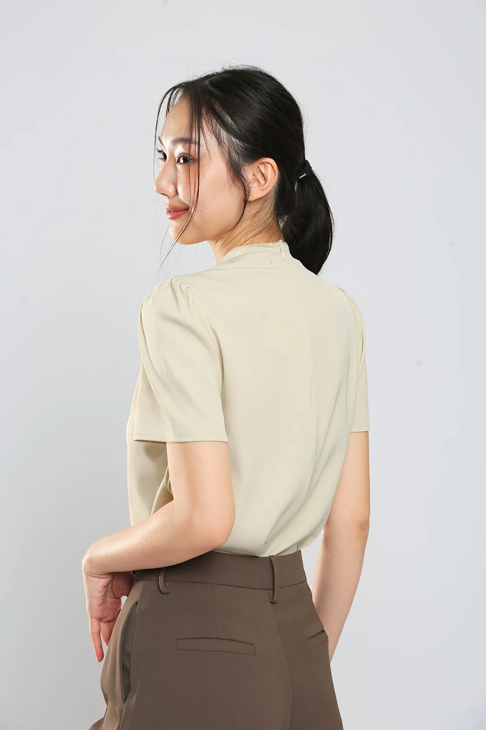 Odell Blouse in Apricot