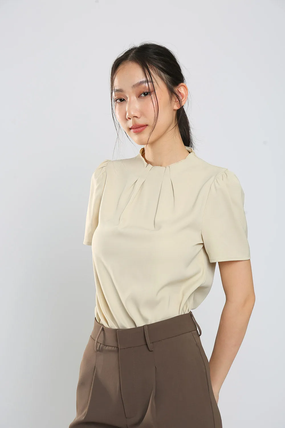 Odell Blouse in Apricot