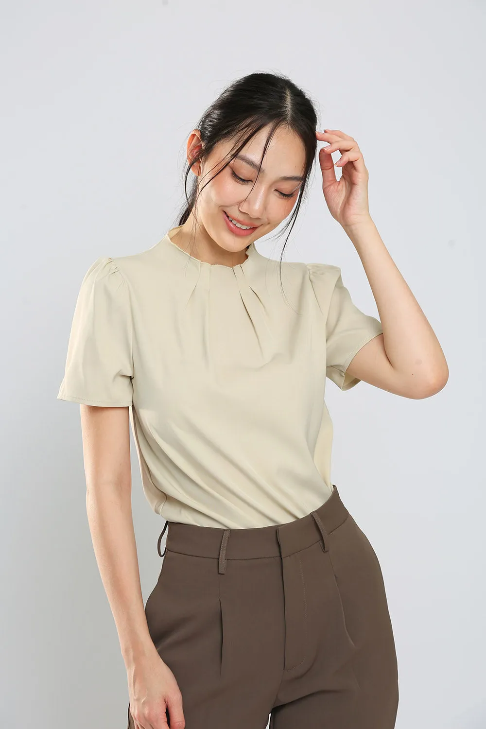 Odell Blouse in Apricot