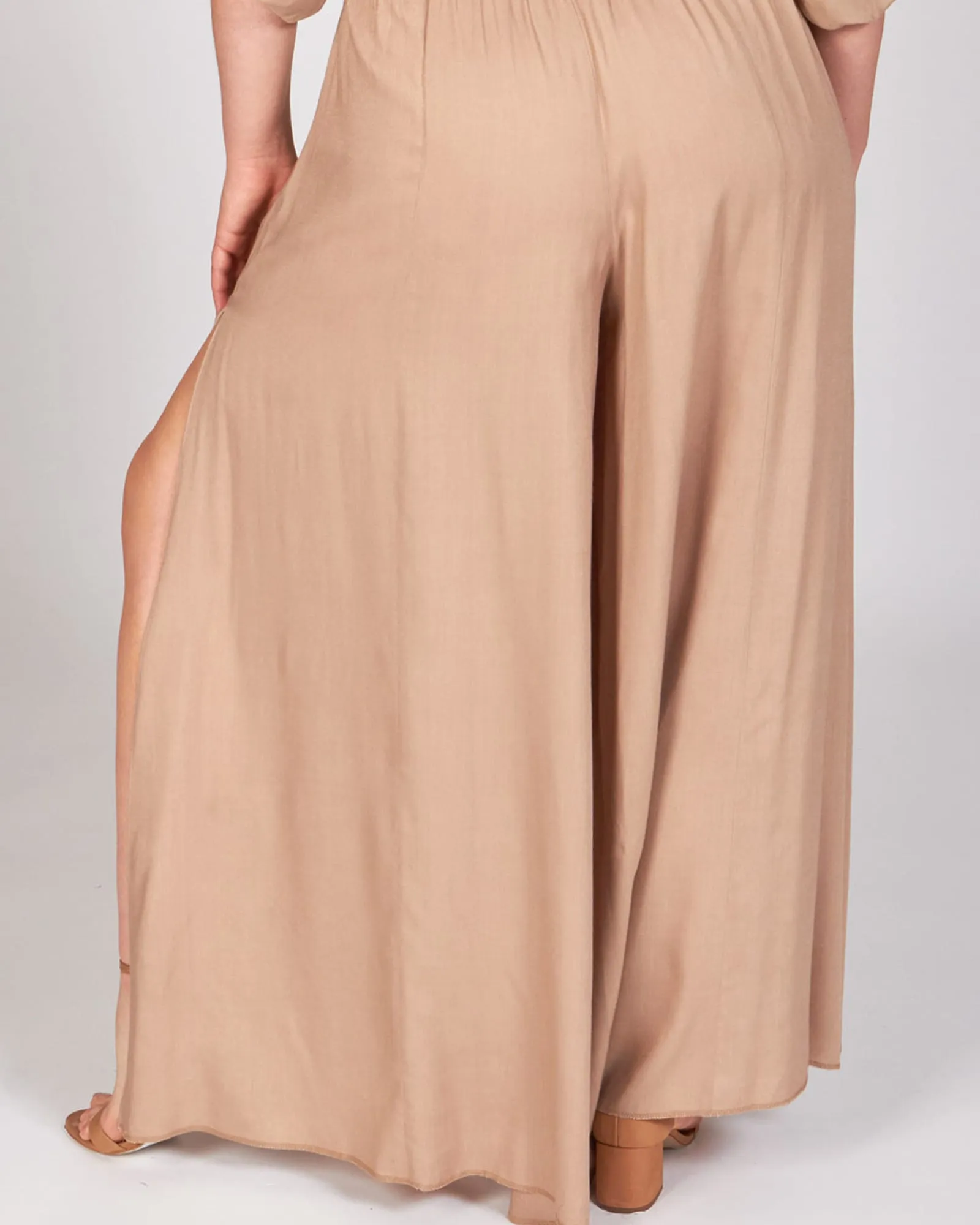 Side Slit Carolina Pants | Almond