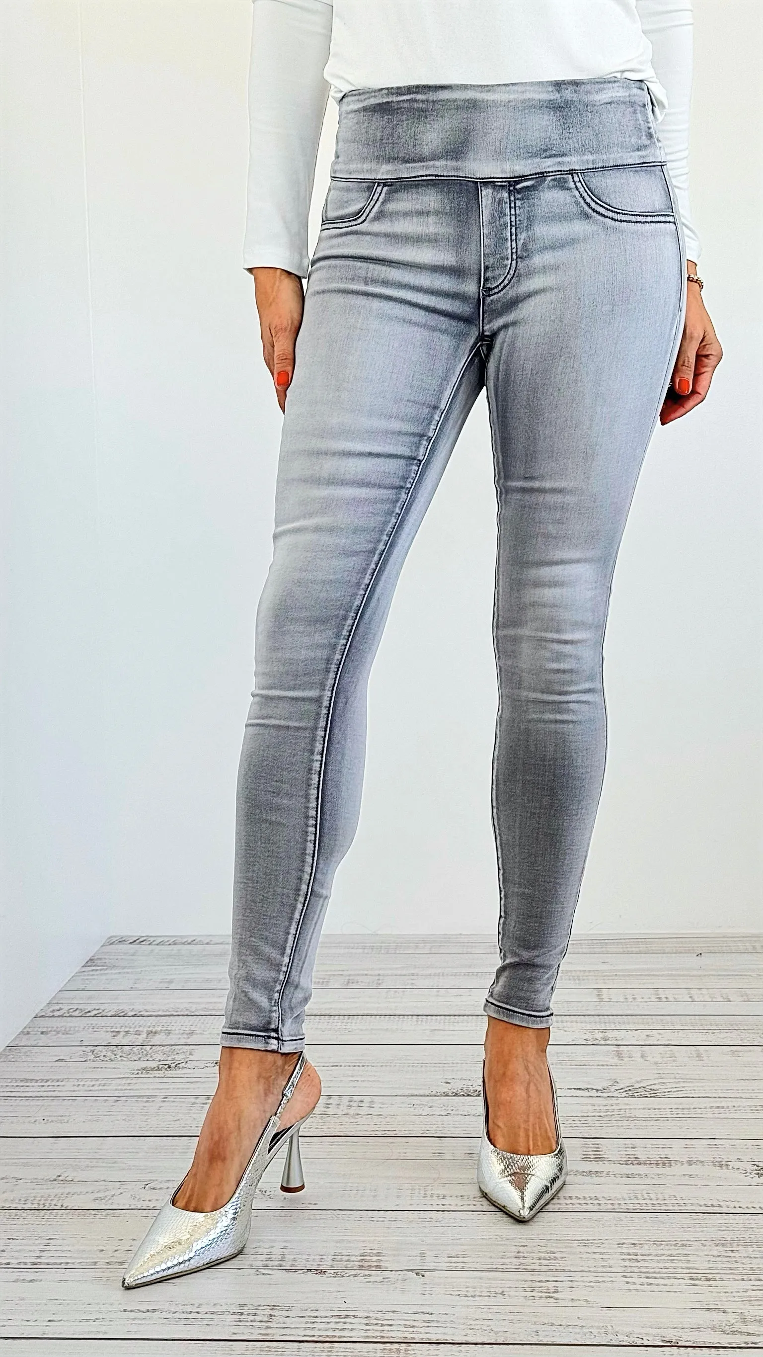 Silver Sky High-Rise Jeggings