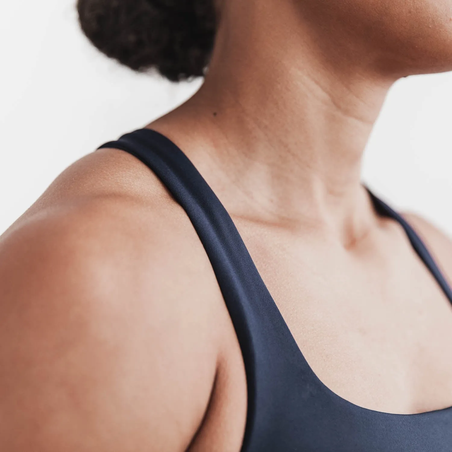 Sleek Crossback Sports Bra