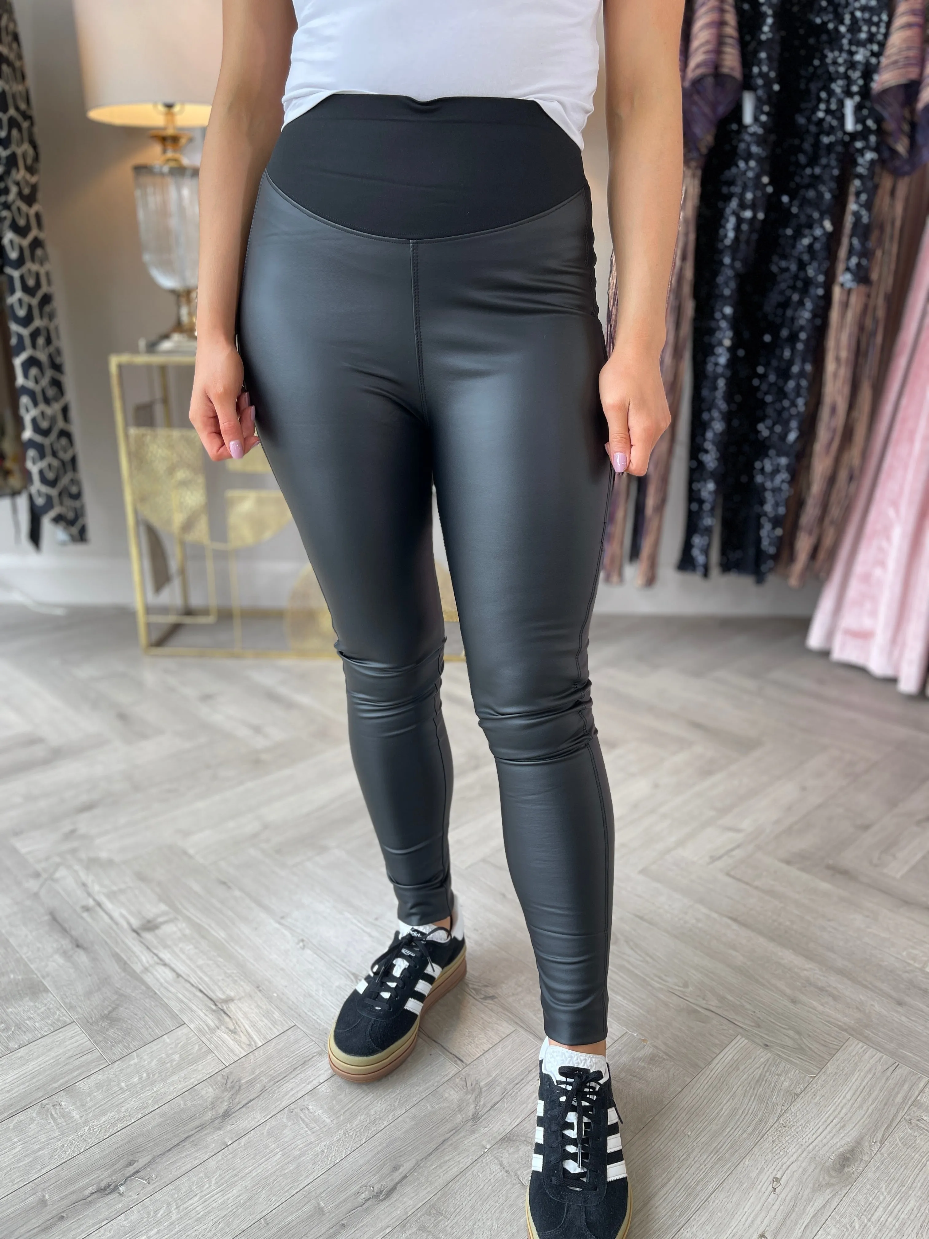 Smooth & Sleek Leggings